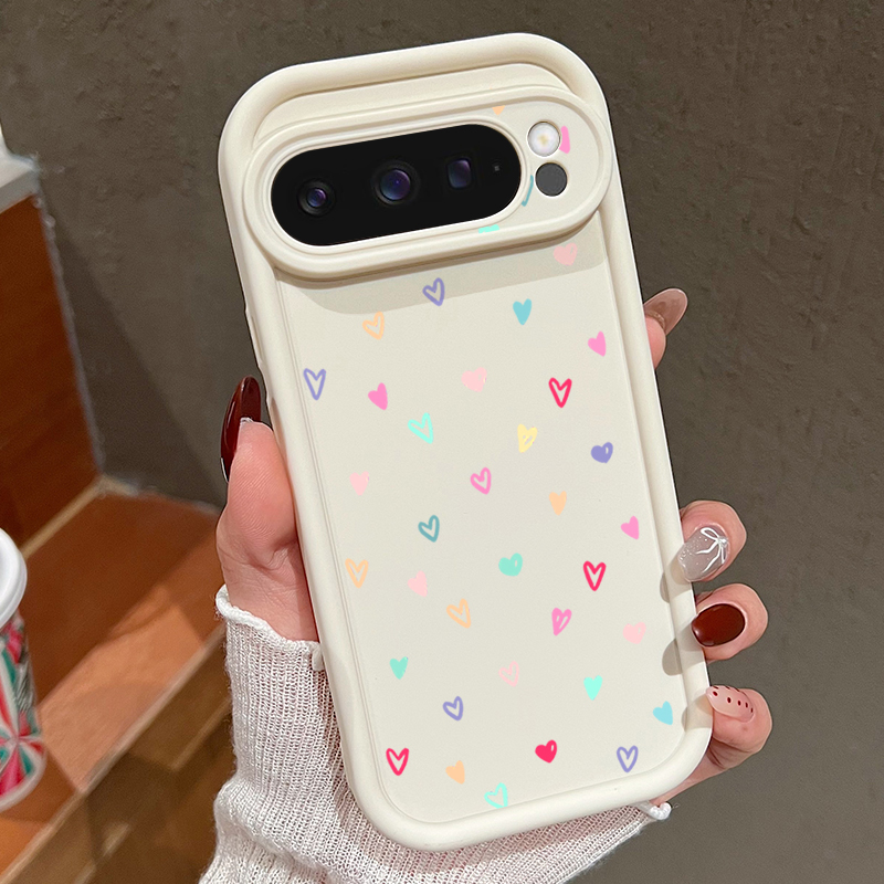 Custodia morbida colorata con  - Google Pixel 9 Pro recensione e prezzo